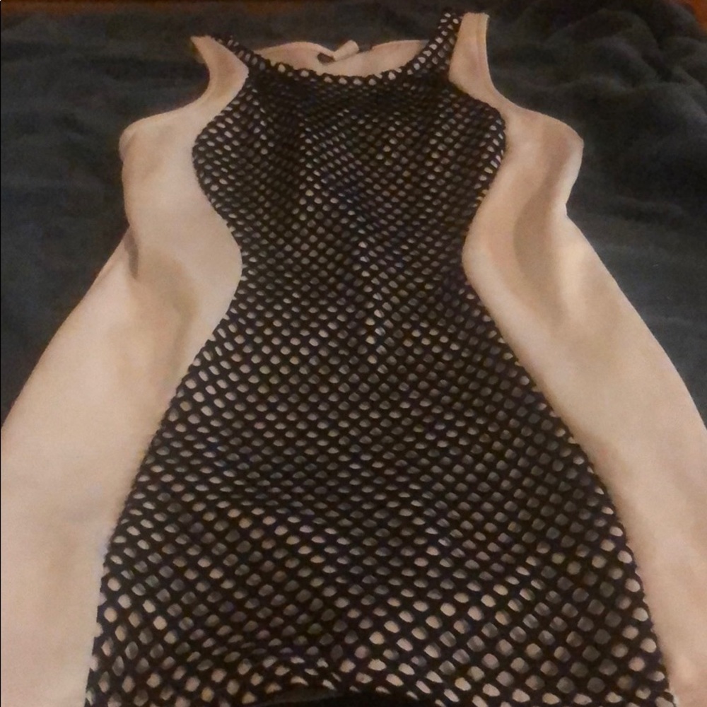 Dress - Picture 2 of 3